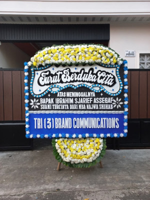 Papan Bunga Duka di Jatiayu